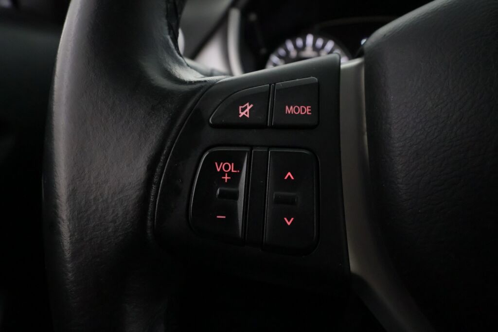 Suzuki Vitara 2021 Harmaa