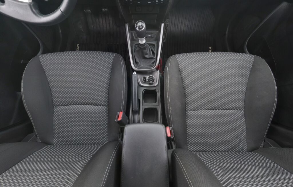 Suzuki Vitara 2021 Harmaa