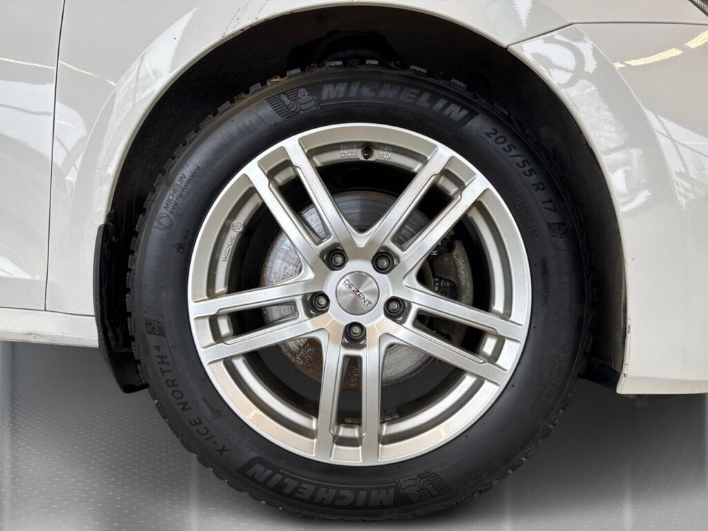 Skoda Octavia 2020 Valkoinen