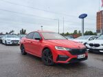 Skoda Octavia 2021 Punainen
