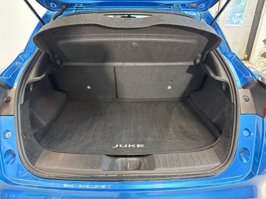 Nissan Juke 2022 Sininen