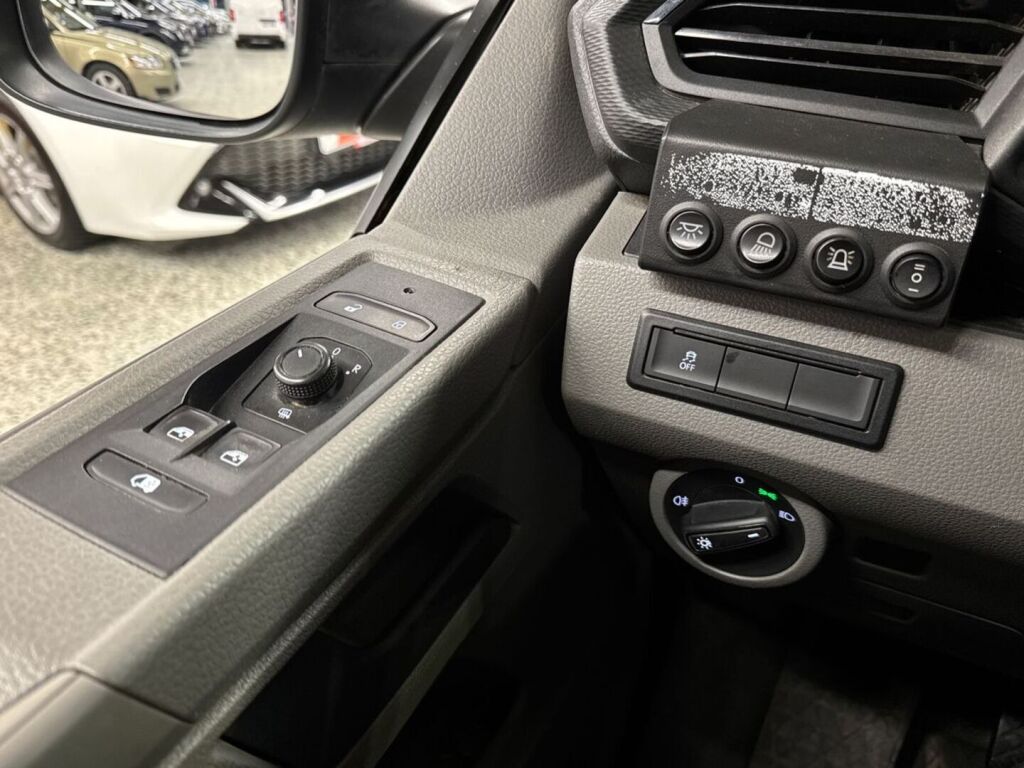 Volkswagen Transporter 2020 Harmaa