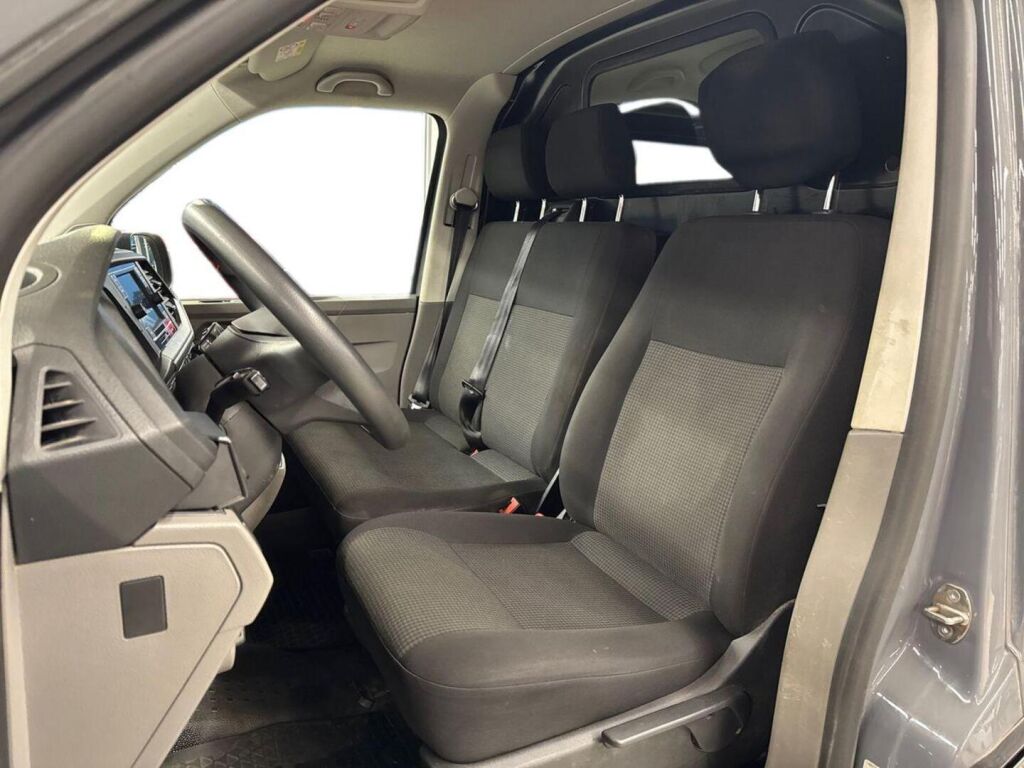 Volkswagen Transporter 2020 Harmaa