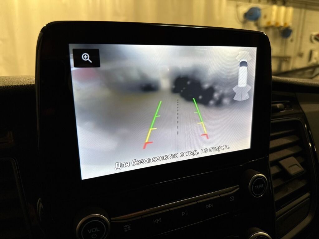 Ford Transit 2021 Valkoinen