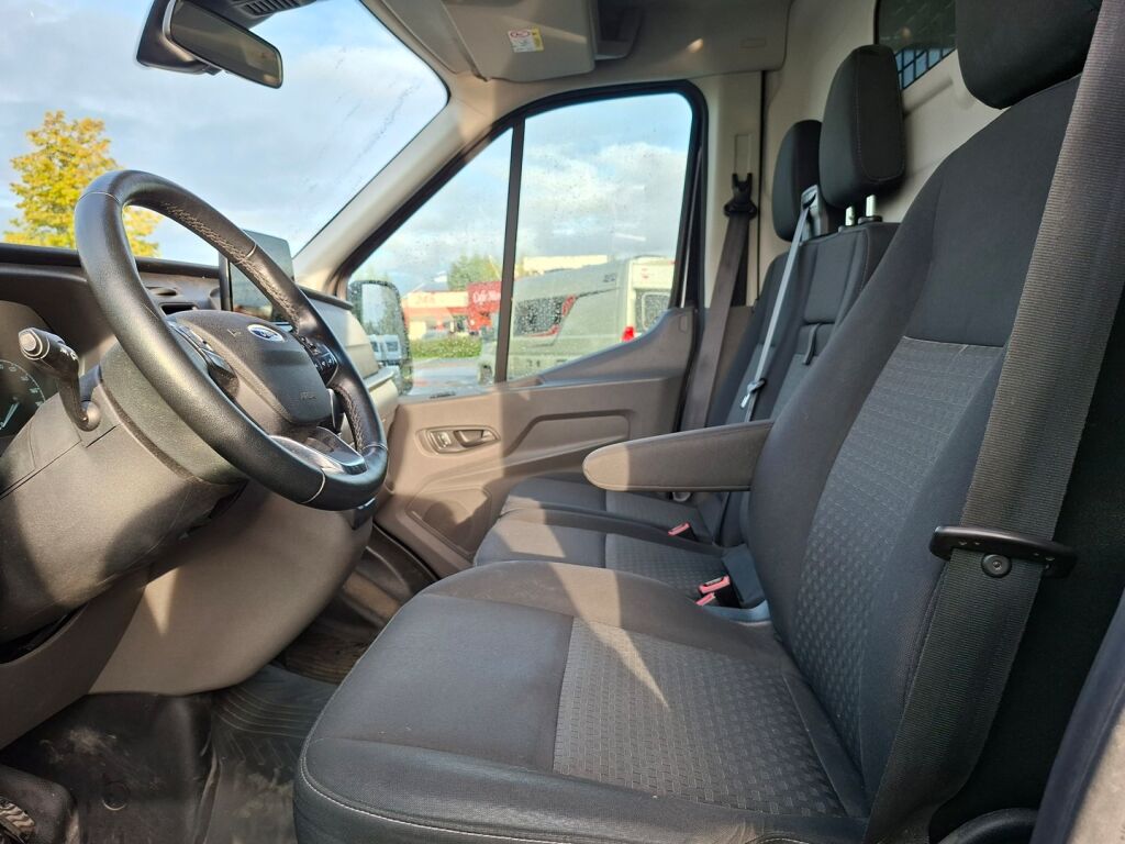 Ford Transit 2020 Sininen