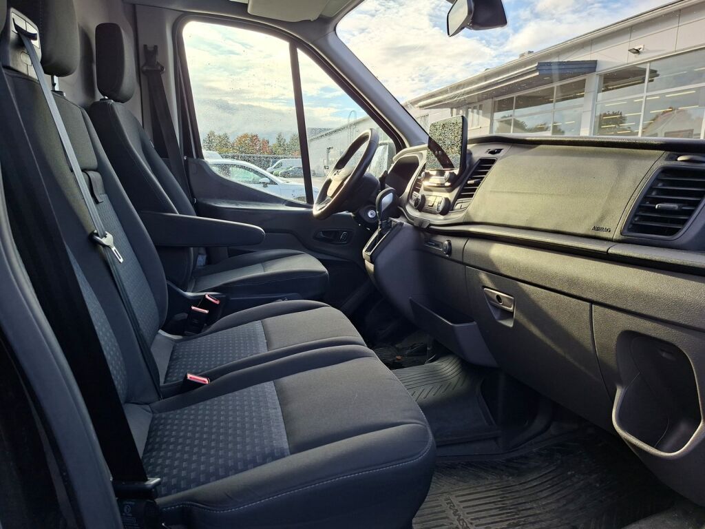 Ford Transit 2020 Sininen