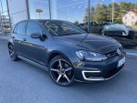Volkswagen Golf 2015 Musta