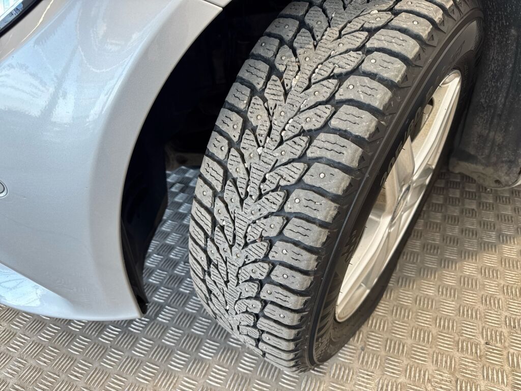 Mercedes-Benz C 2016 Harmaa