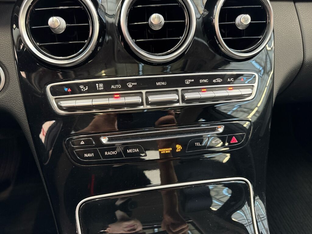 Mercedes-Benz C 2016 Harmaa