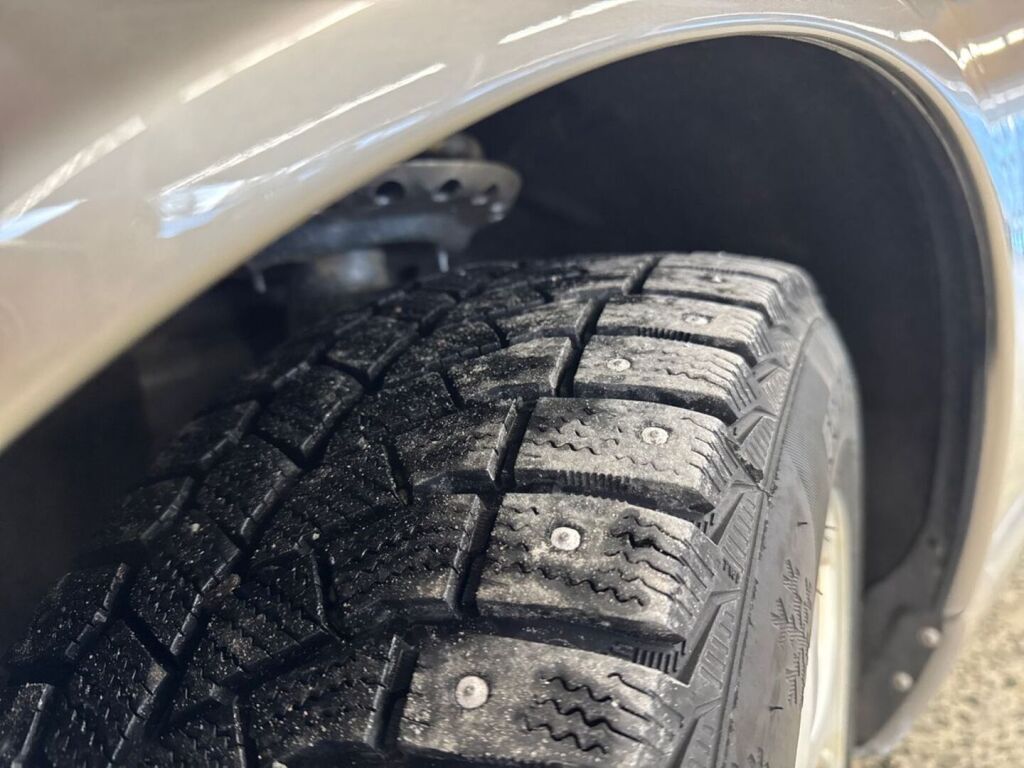 Volvo V70 2014 Ruskea (beige)