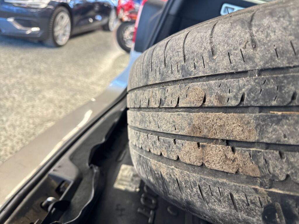 Volvo V70 2014 Ruskea (beige)