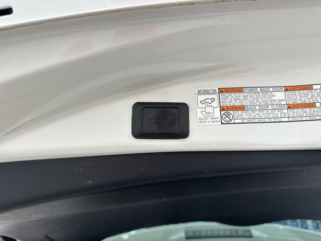 Toyota RAV4 2017 Valkoinen