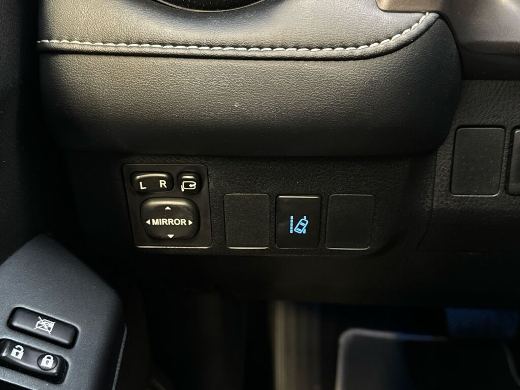 Toyota RAV4 2017 Valkoinen