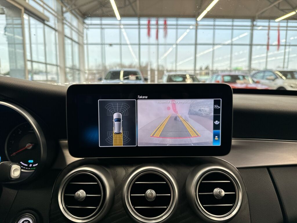 Mercedes-Benz C 2020 Musta
