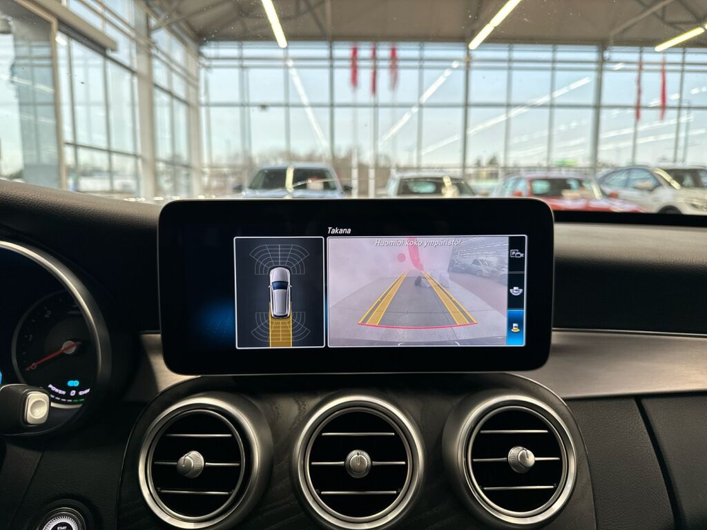 Mercedes-Benz C 2020 Musta