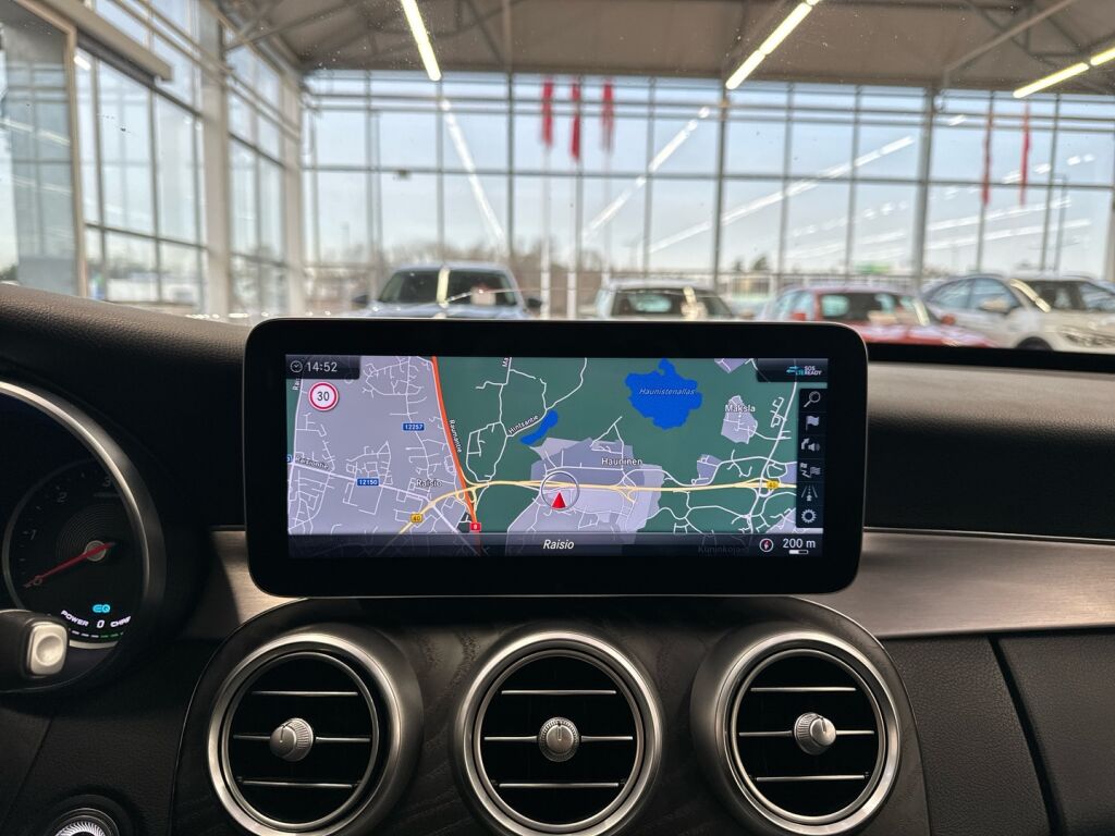 Mercedes-Benz C 2020 Musta