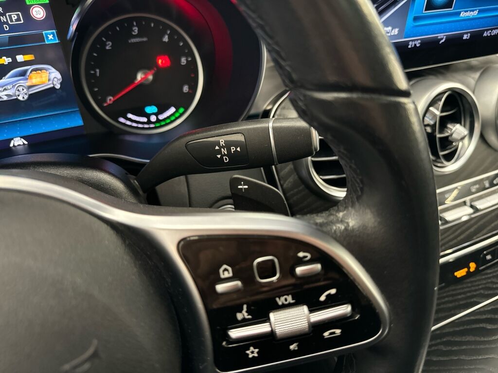 Mercedes-Benz C 2020 Musta