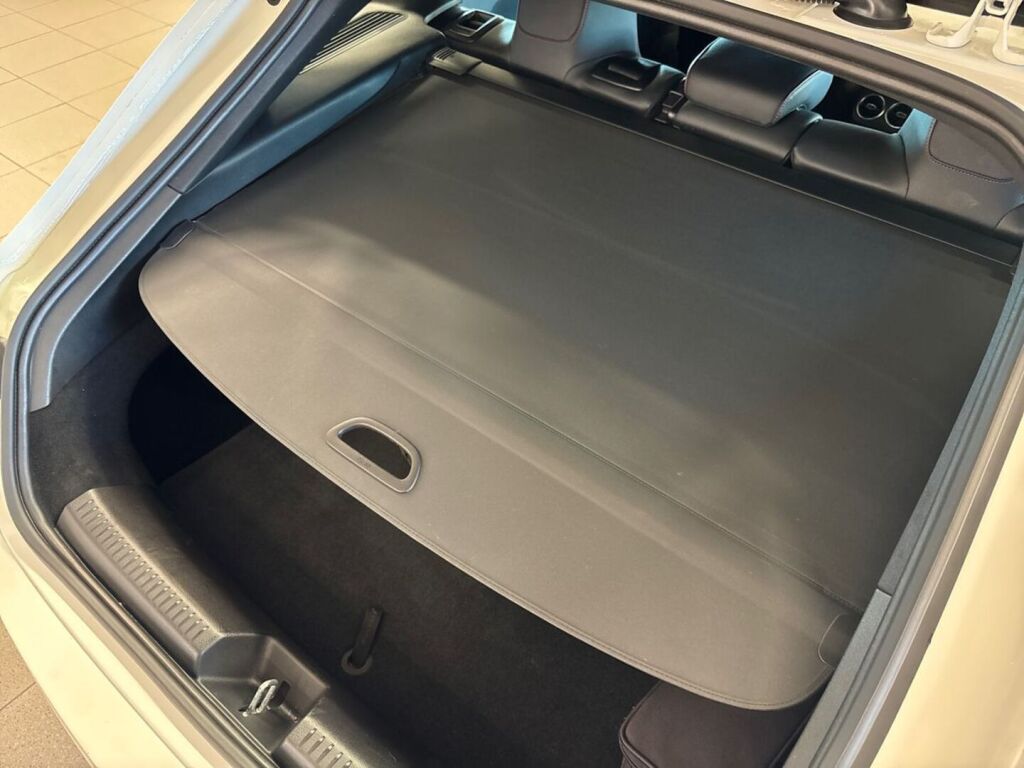 Mercedes-Benz CLA 2021 Valkoinen