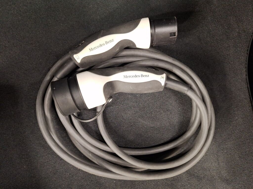 Mercedes-Benz CLA 2021 Valkoinen