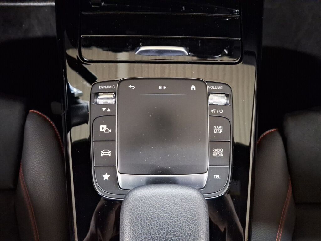 Mercedes-Benz CLA 2021 Valkoinen