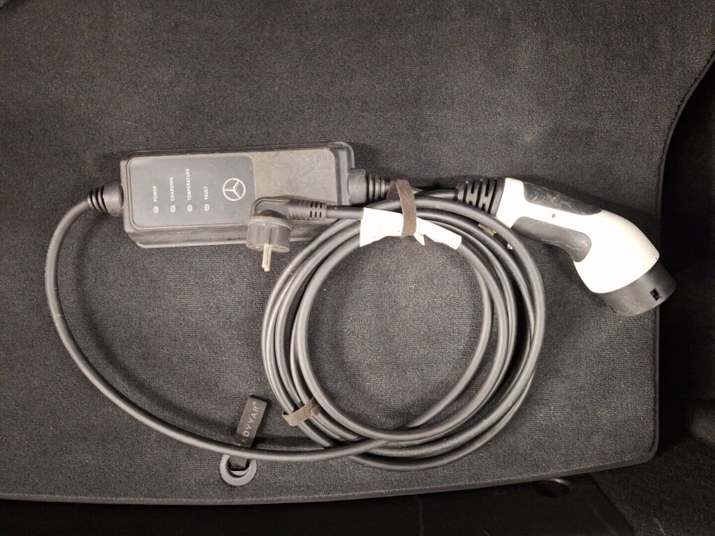 Mercedes-Benz CLA 2021 Valkoinen