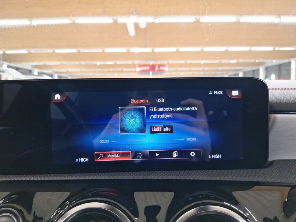 Mercedes-Benz CLA 2021 Valkoinen