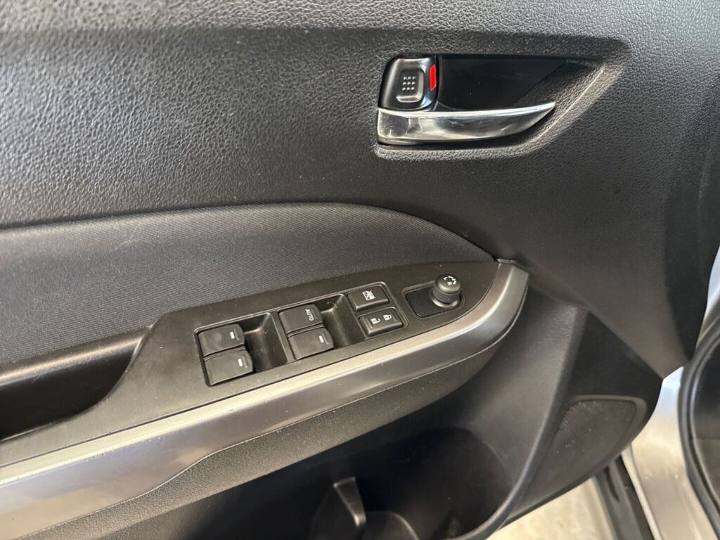 Suzuki Vitara 2021 Harmaa