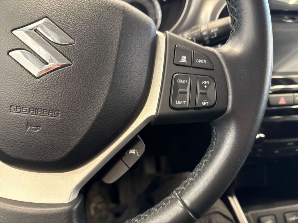 Suzuki Vitara 2021 Harmaa