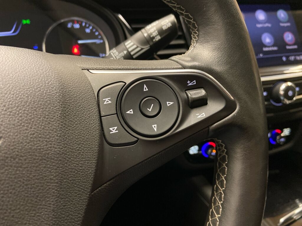 Opel Insignia 2020 Valkoinen