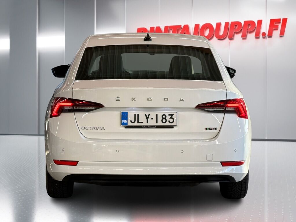 Skoda Octavia 2021 Valkoinen