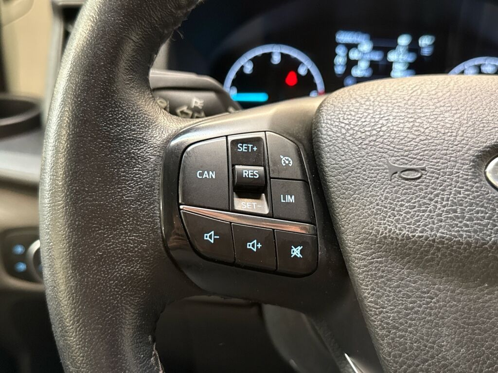 Ford Transit 2021 Valkoinen