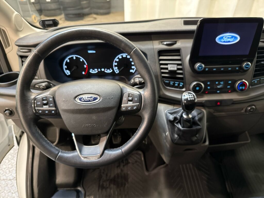 Ford Transit 2021 Valkoinen