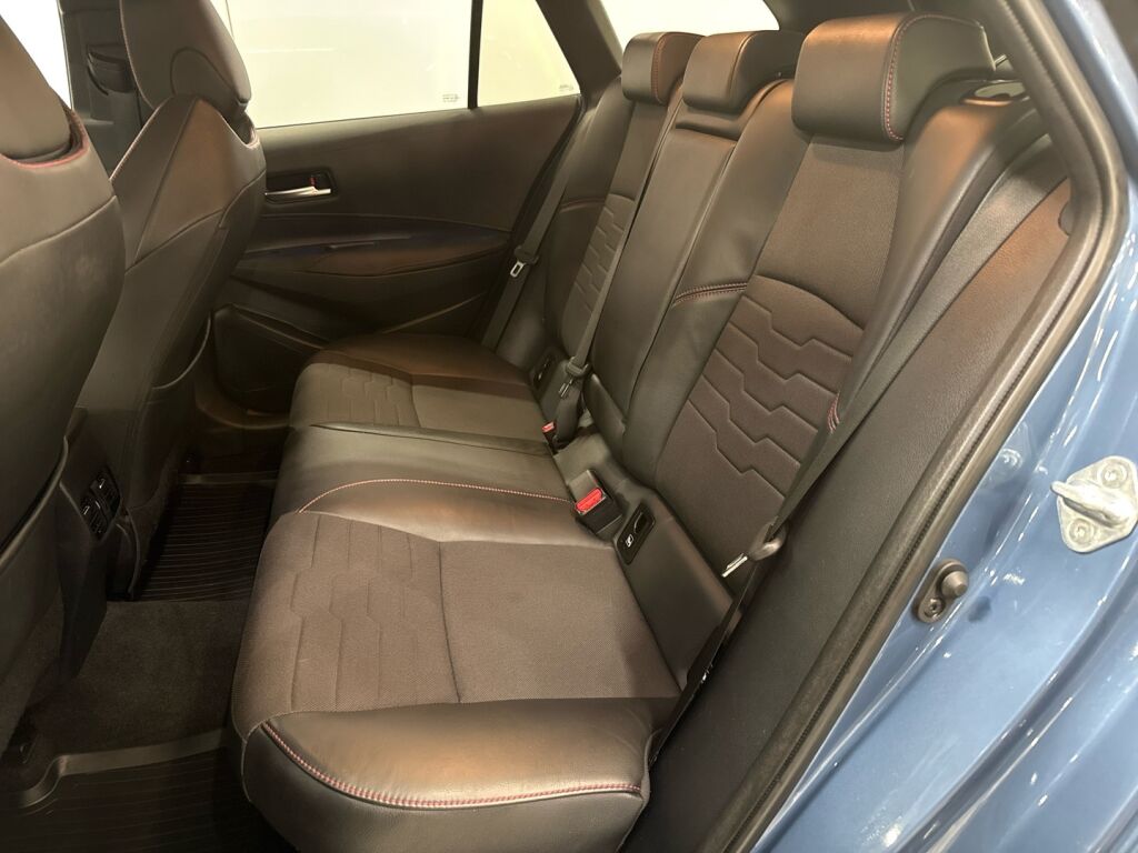 Toyota Corolla 2021 Sininen