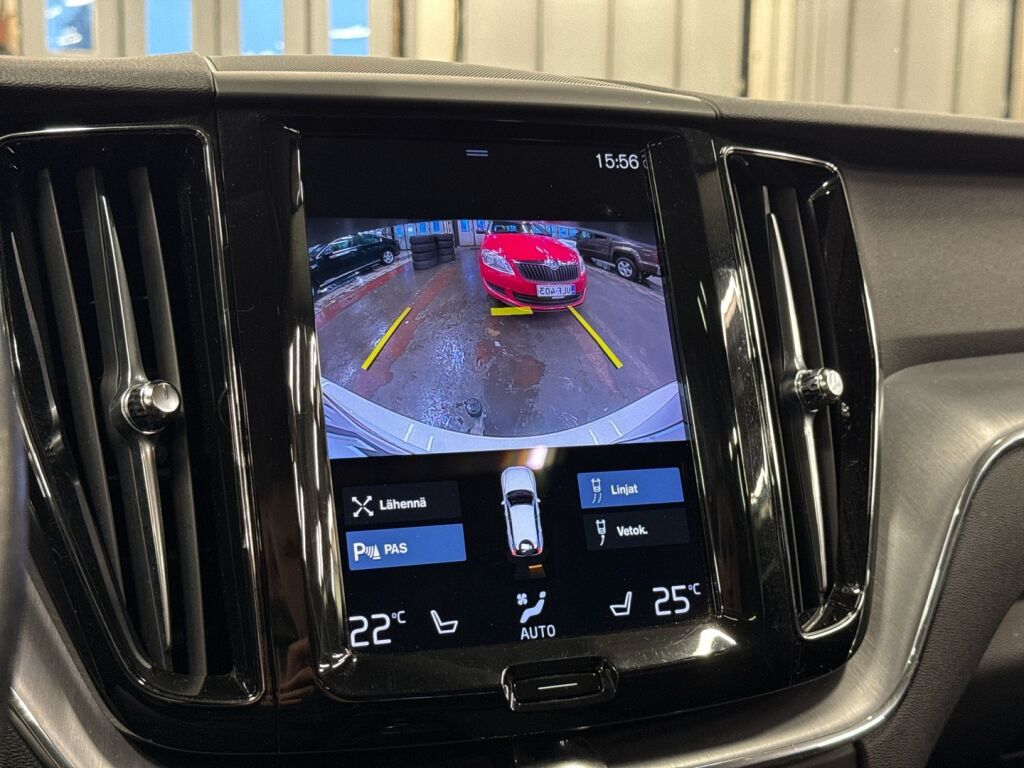 Volvo XC60 2021 Valkoinen