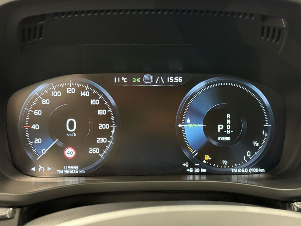 Volvo XC60 2021 Valkoinen