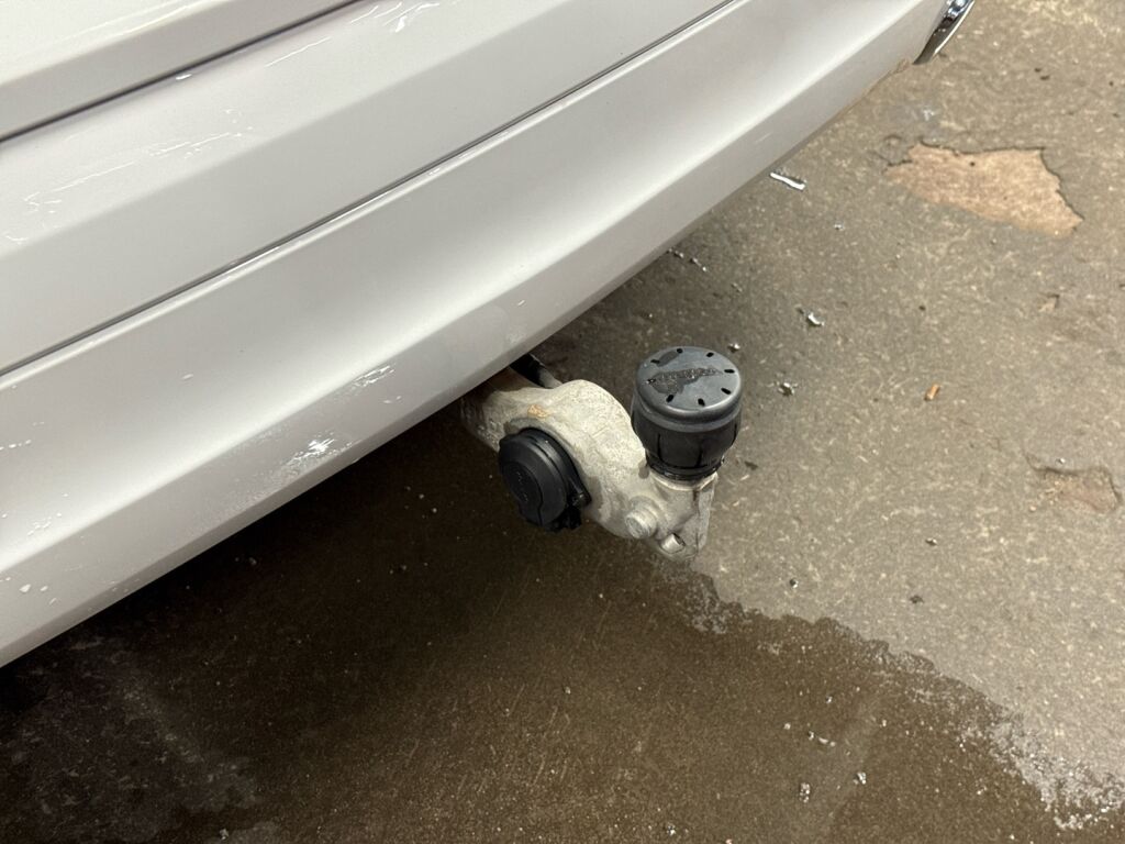 Volvo XC60 2021 Valkoinen