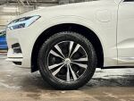 Volvo XC60 2021 Valkoinen