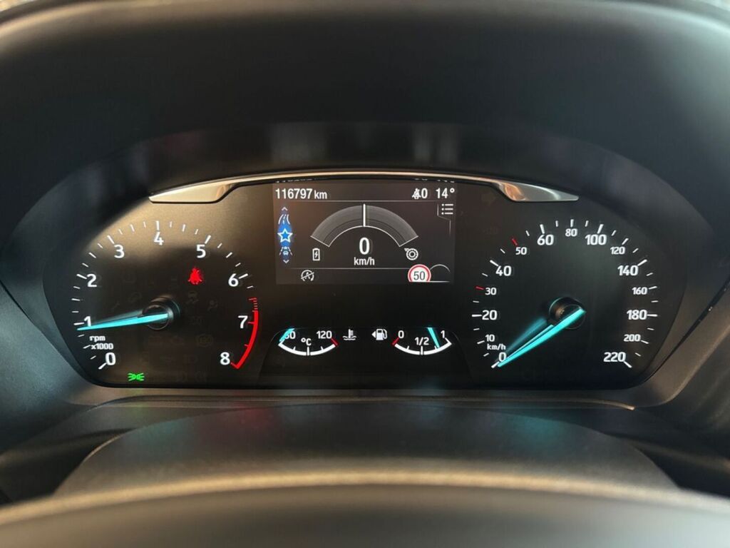 Ford Puma 2021 Punainen