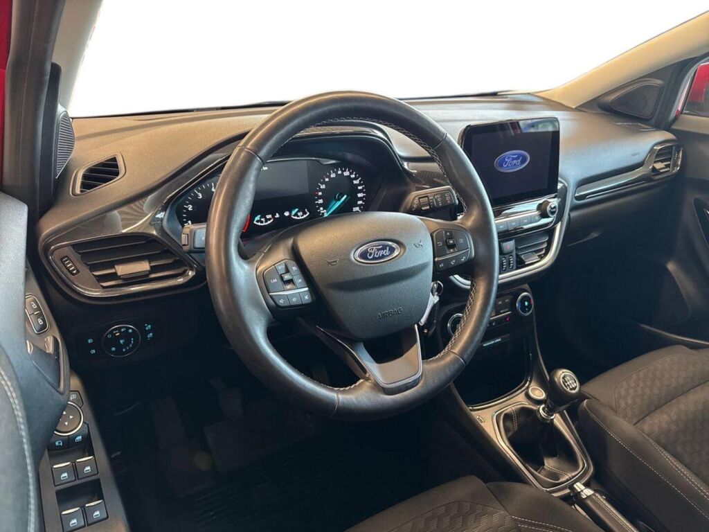 Ford Puma 2021 Punainen