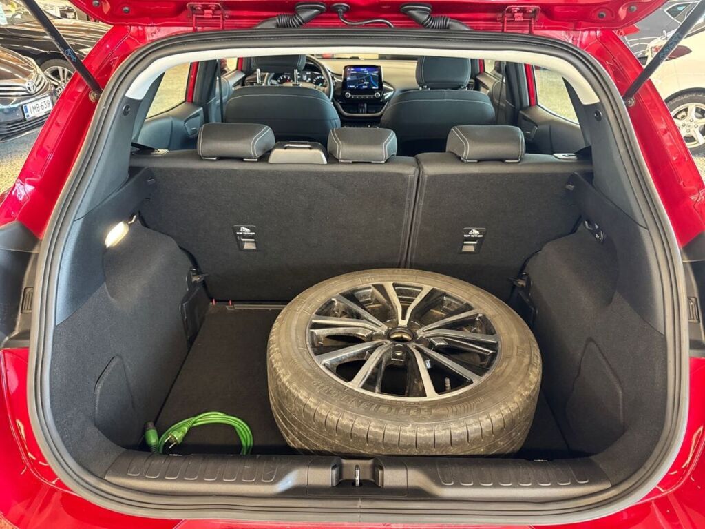 Ford Puma 2021 Punainen