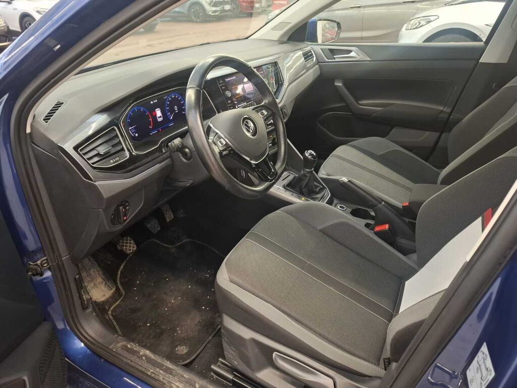 Volkswagen Polo 2022 Sininen