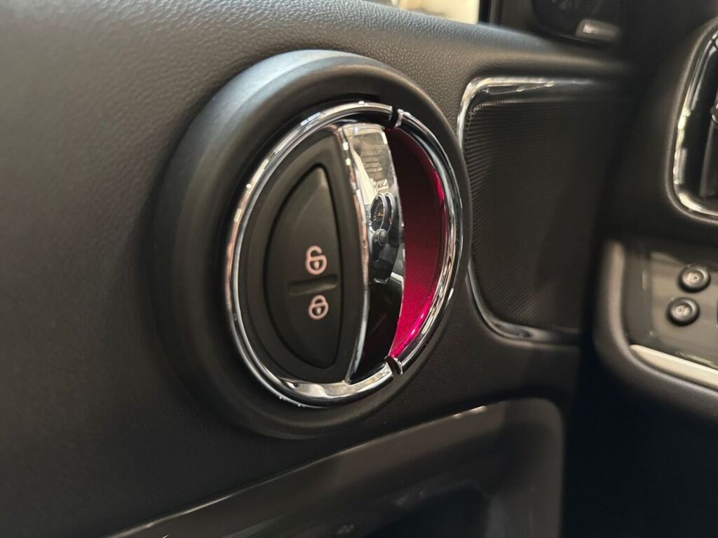 Mini Countryman 2017 Harmaa