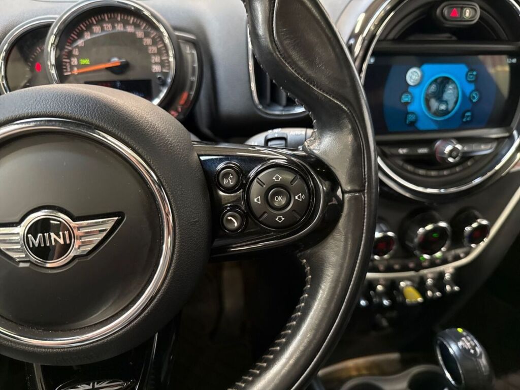 Mini Countryman 2017 Harmaa