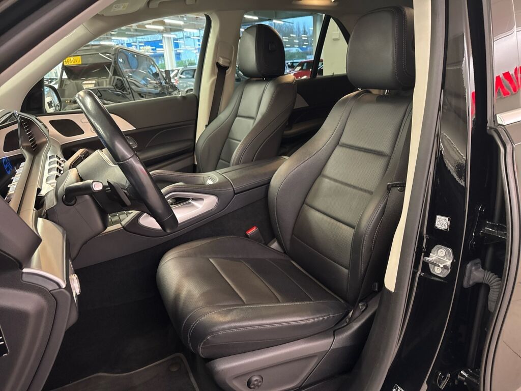 Mercedes-Benz GLE 2021 Musta