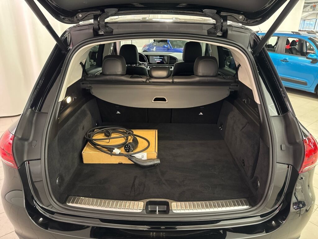 Mercedes-Benz GLE 2021 Musta