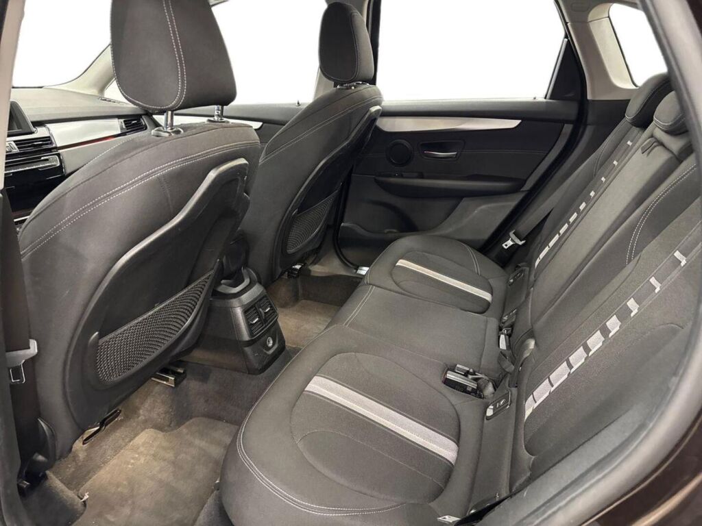 BMW 220 2016 Ruskea (beige)