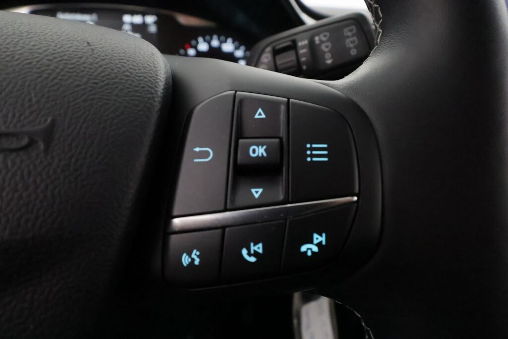 Ford Puma 2021 Harmaa