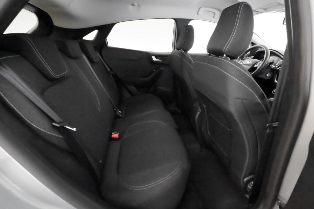 Ford Puma 2021 Harmaa