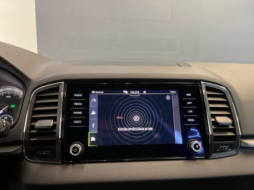 Skoda Karoq 2020 Sininen