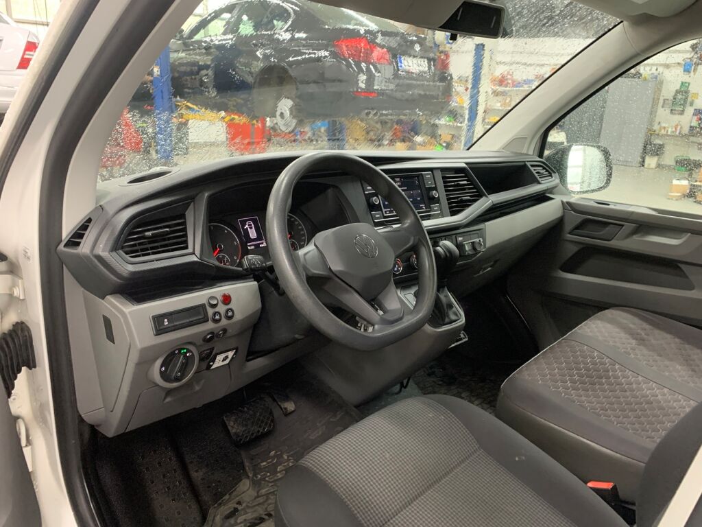 Volkswagen Transporter 2021 Valkoinen